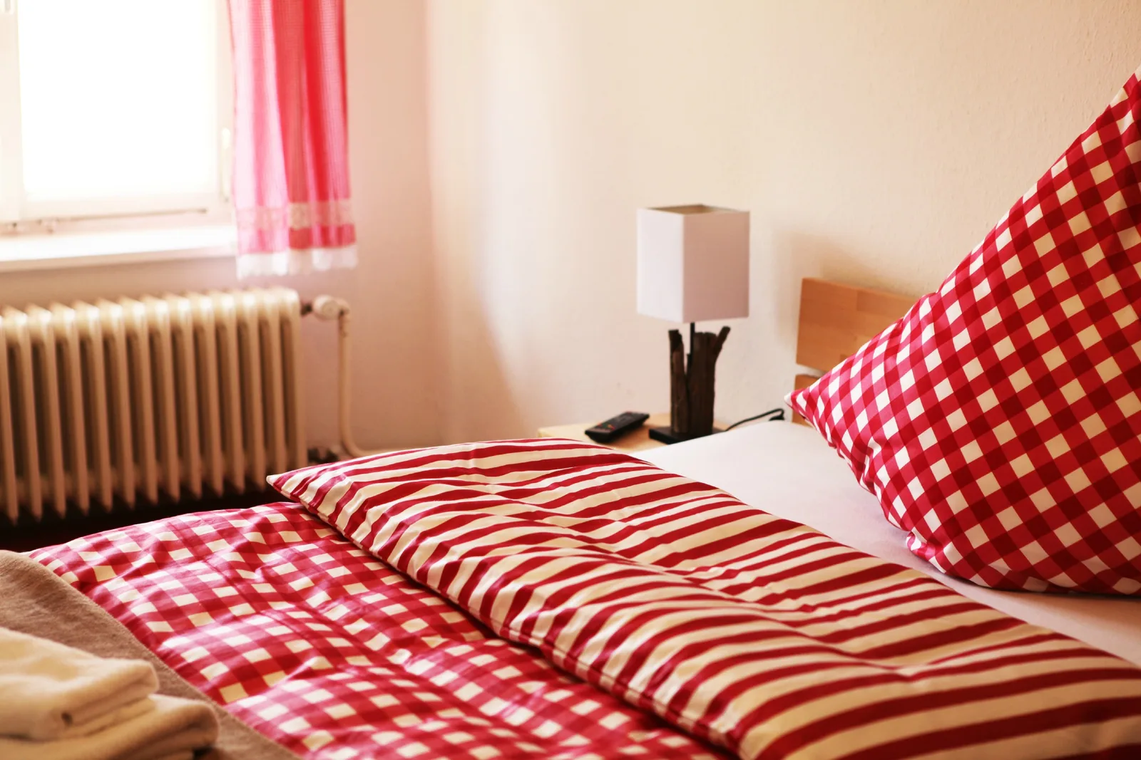 Weiterer Blick in ein Zimmer mit bayerischem Ambiente